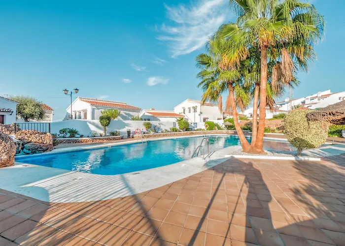 Townhouse In Capistrano Village With 2 Pool Areas Nerja