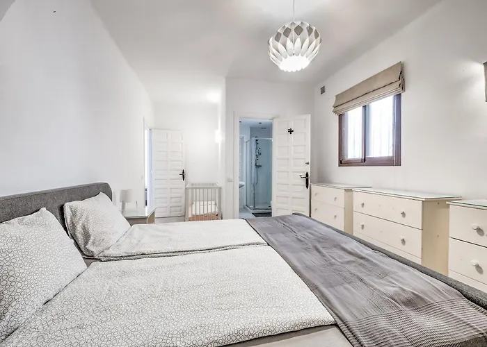 Сasa de vacaciones Townhouse In Capistrano Village With 2 Pool Areas