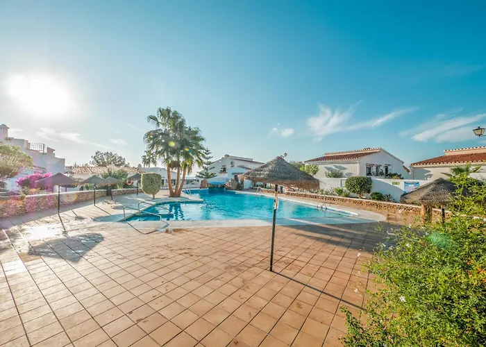 Townhouse In Capistrano Village With 2 Pool Areas