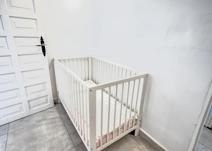 Townhouse In Capistrano Village With 2 Pool Areas Nerja