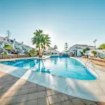 Townhouse In Capistrano Village With 2 Pool Areas Nerja